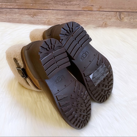 UGG Elings Chestnut Waterproof Boots - Picture 8 of 9